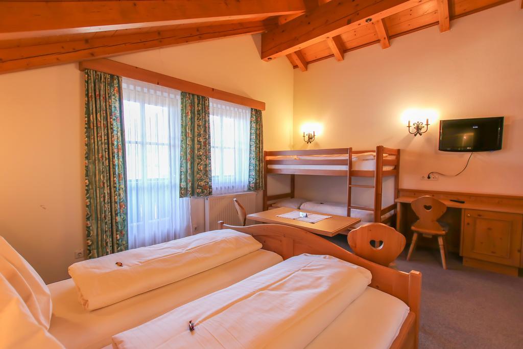 Hotel - Wirts'Haus "Zum Schweizer" 罗孚尔 外观 照片